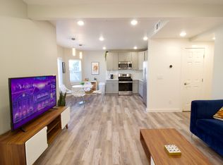1187 34th St, Emeryville, CA 94608