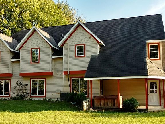 2nd image of 4377 Lisa Cae Dr
