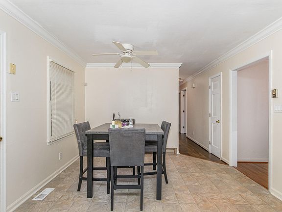 5th image of 870 Abbott Rd