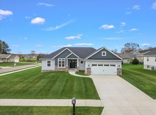 2111 Ava Ln, Newark, OH 43055