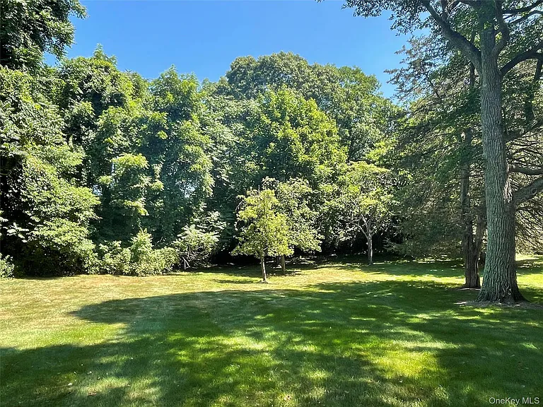 6 Beech Hill Rd — Photo 16