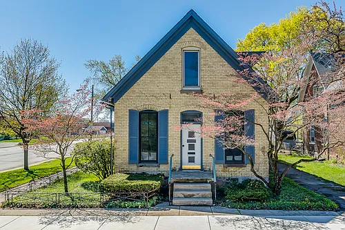 1032 E Wayne St Photo 1