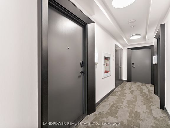 4th image of 70 Princess St #2207