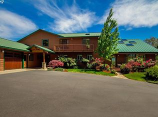 796 Bellwood Ln, Roseburg, OR 97471
