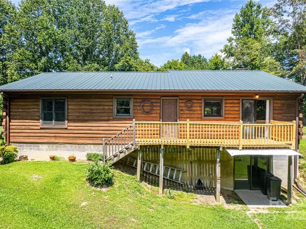 60 Treadway Dr, Marshall, NC 28753