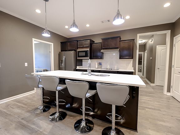 4th image of 2695 Laticana Dr