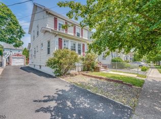 33 Martin St, Bloomfield, NJ 07003