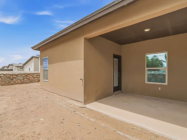 11500 Summer Dr #B — Photo 50