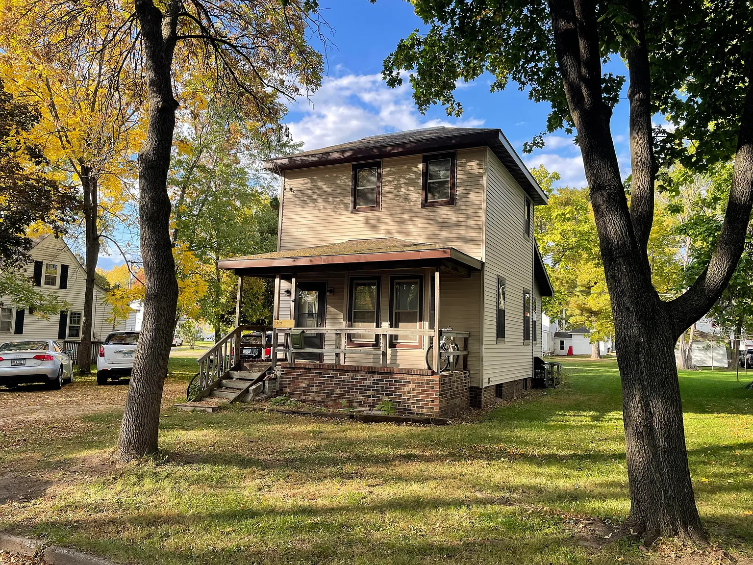 4 bed, 1.5 bath, $1,550 — Photo 2