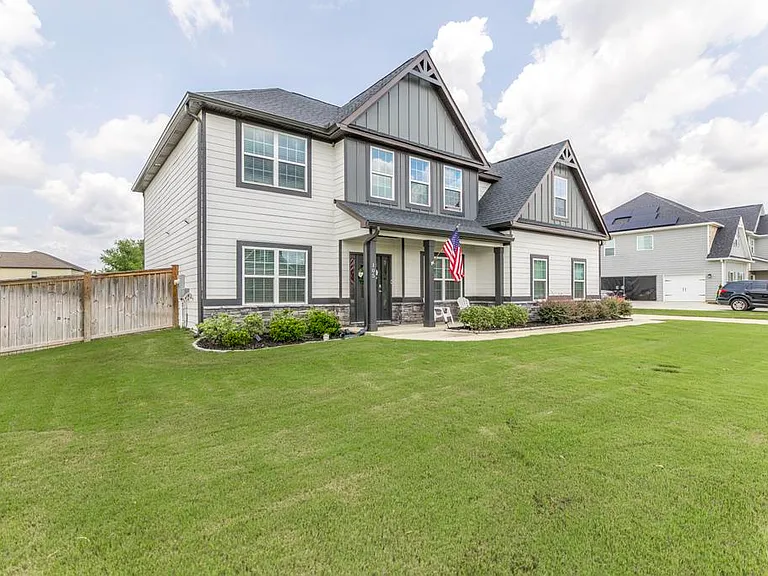 105 Pearl Moss Ln — Photo 4