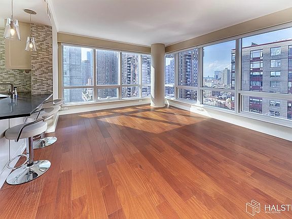 4th image of 350 W 42nd St APT 20B