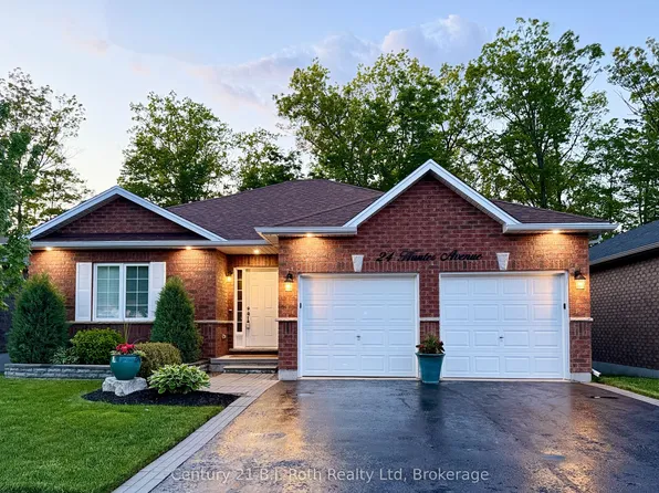 24 Hunter Ave, Tay, ON L0K 2A0