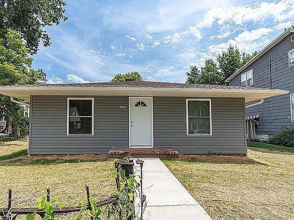 1st image of 103 S Forest Ave