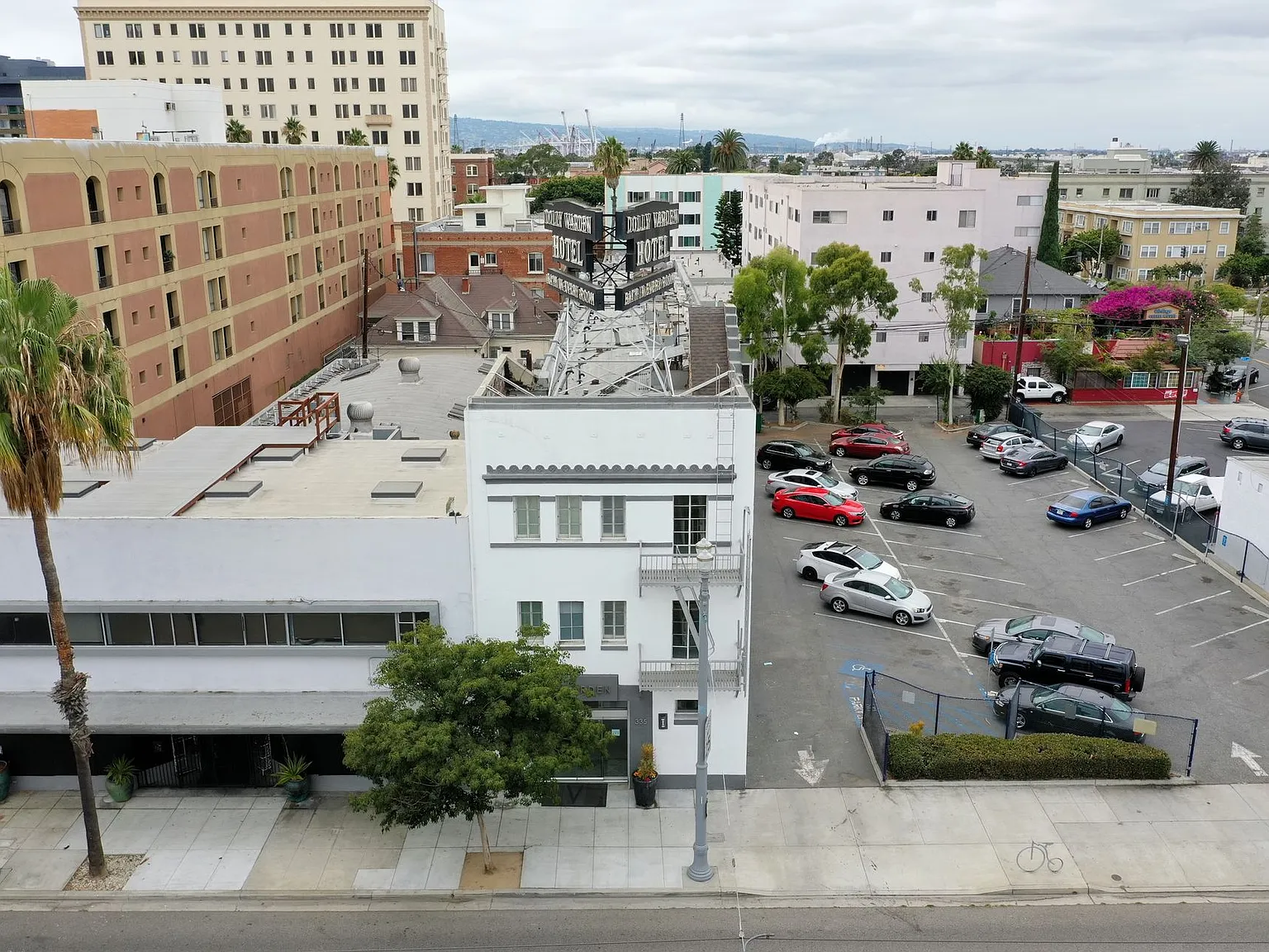 335 Pacific Avenue — Photo 2