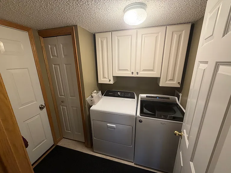 8920 Pheasant Ln — Photo 9