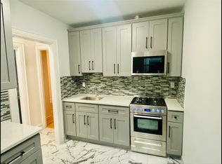 253-06 Northern Blvd #2R, Little Neck, NY 11362