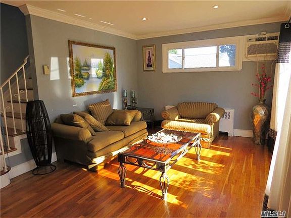 4th image of 687 Bryant St