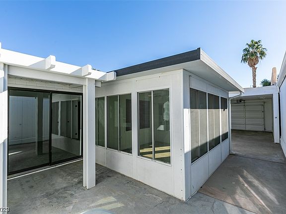 4th image of 5565 Wheatfield Dr