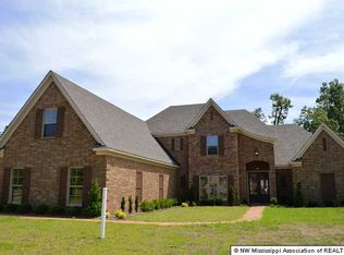 1413 St Claire Blvd, Southaven, MS 38671