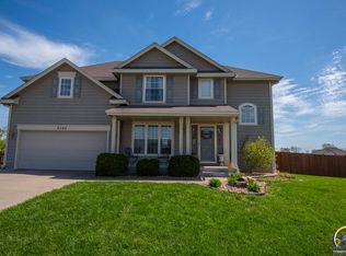 2546 SW Wexford Dr, Topeka, KS 66614