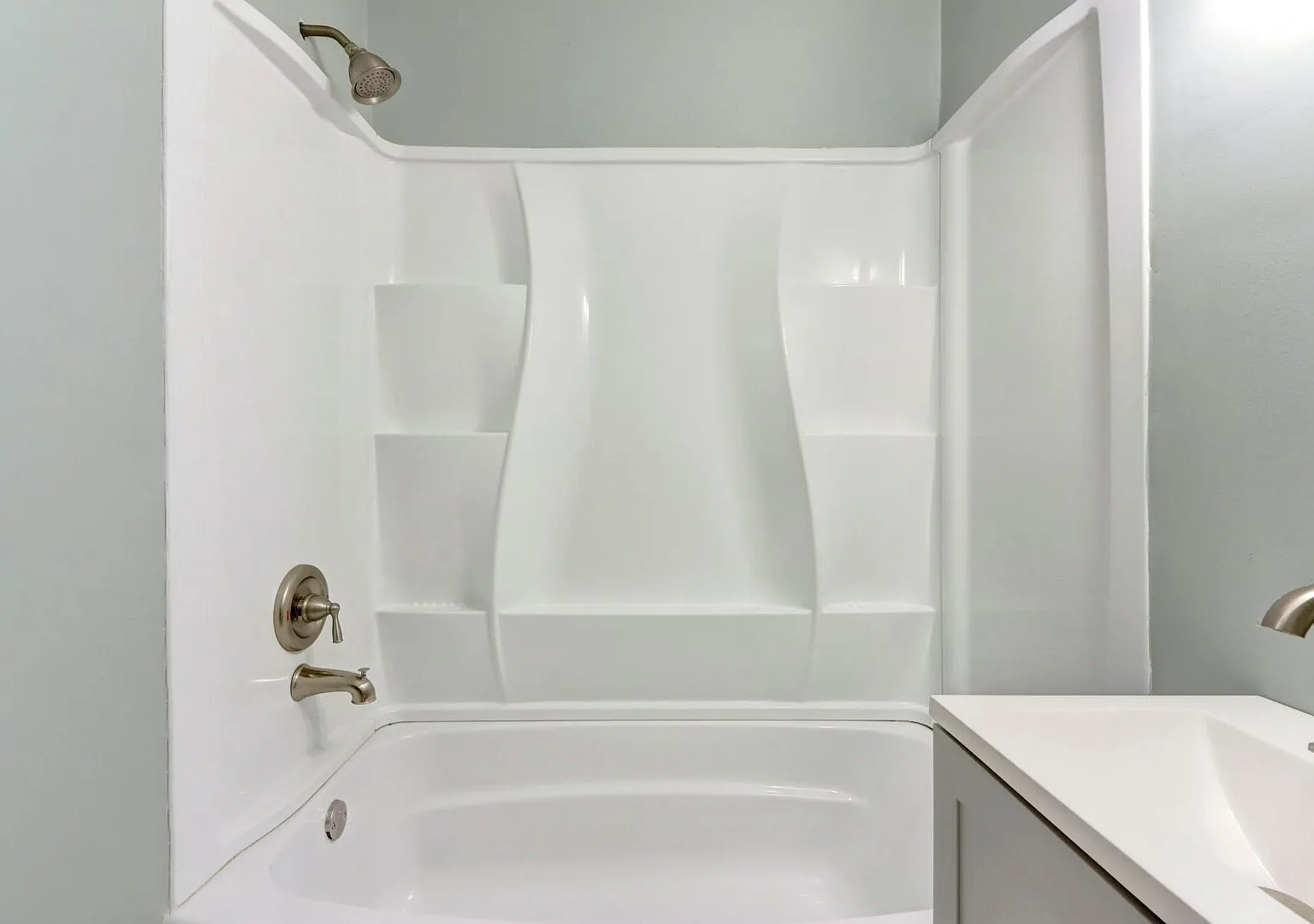 1210 E 54th St Duplex — Photo 3