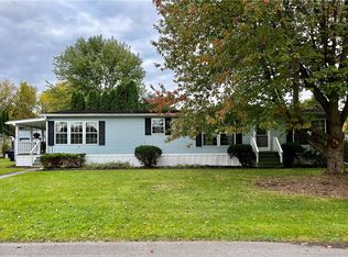 309 Fall Brook Cir, Clifton Springs, NY 14432