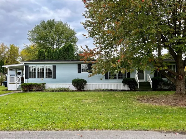 309 Fall Brook Cir, Clifton Springs, NY 14432