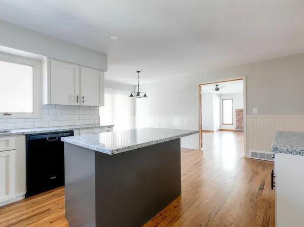 4612 N College Ave, Kansas City, MO 64117