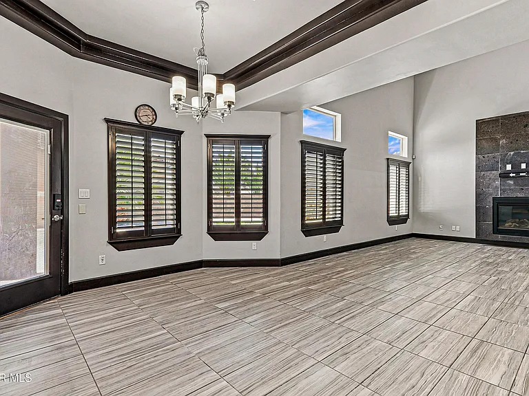 12744 Midland Ct — Photo 39