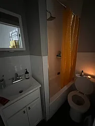 Rented by R New York