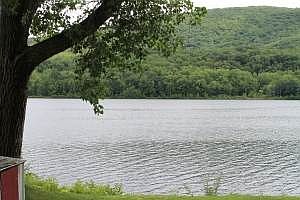 Gorgeous Lake and Mtn Views