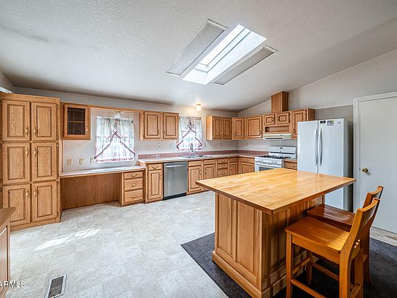 3rd image of 18619 N 25TH Way