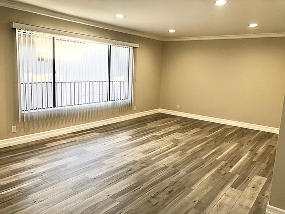 2nd image of 1366 E Garfield Ave APT 7
