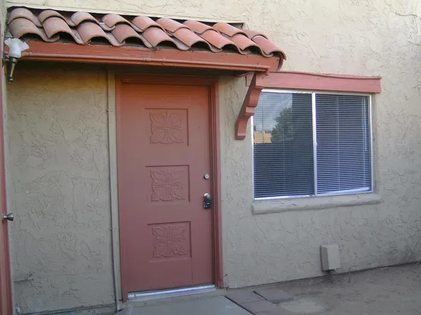 948 S Alma School Rd Unit 17, Mesa, AZ 85210