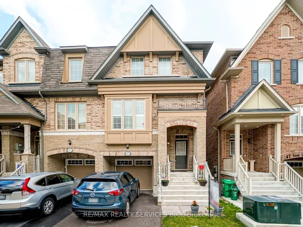 49 Sea Drifter Cres, Brampton, ON L6P 4B1