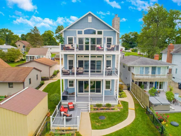 654 Lexington Ave, Thornville, OH 43076