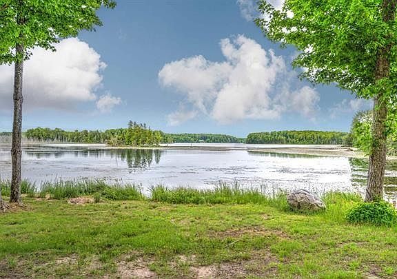 2nd image of 1397 N Chip Lake Rd