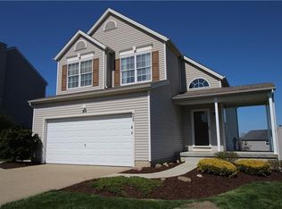 858 Longbrook Dr, Wadsworth, OH 44281