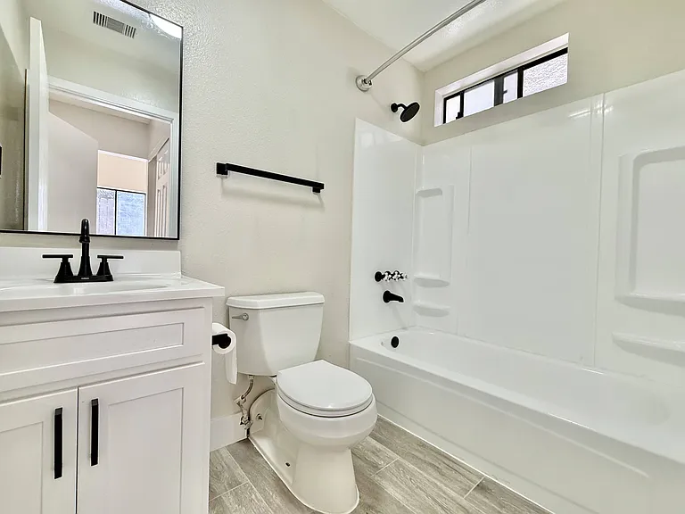 20607 S Harvard Blvd — Photo 1
