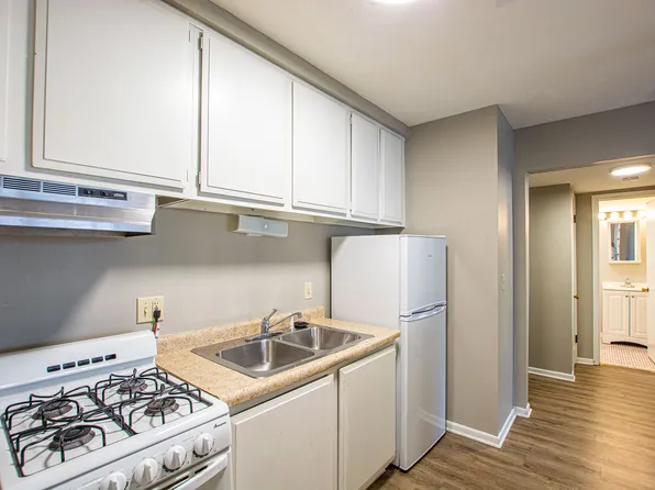 1308 North 40th Street - 17, 1308 N 40th St #Ef8a697ee, Omaha, NE 68131