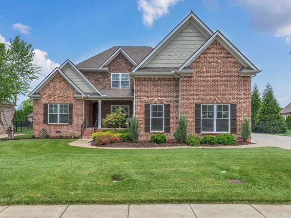 1924 Fairhaven Ln, Murfreesboro, TN 37128