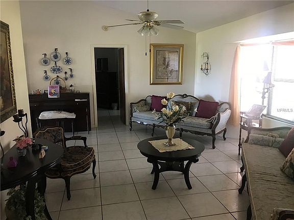 5th image of 2590 Newmark Dr