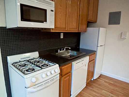 Rented by Citi Habitats | media 17