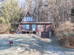 86 Kisenwether Rd, Conyngham, PA 18219
