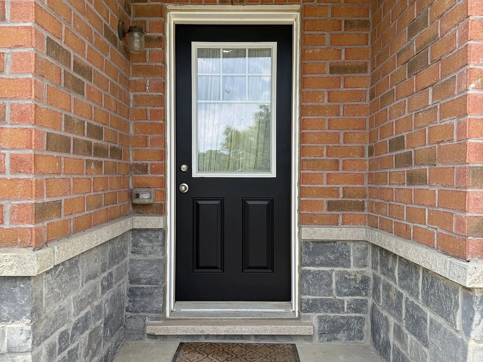 4 bed, $3,025 — Photo 3