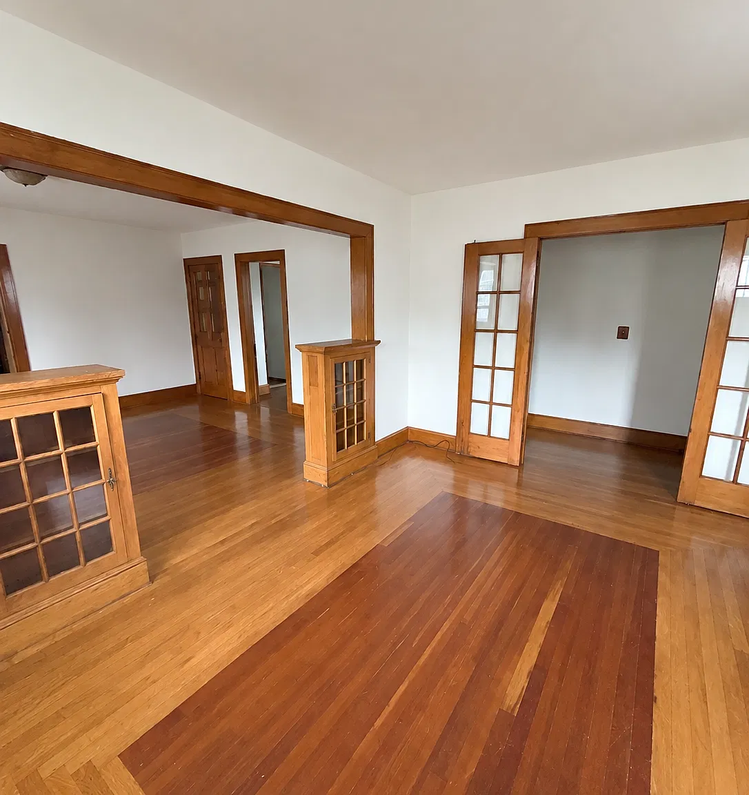 3 bed, 1200 sqft, $1,500 — Photo 1