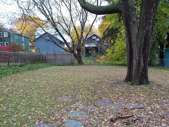 4th image of 126 Charmouth Dr