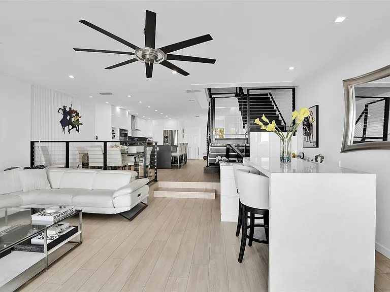 1035 Boca Cove Ln — Photo 25