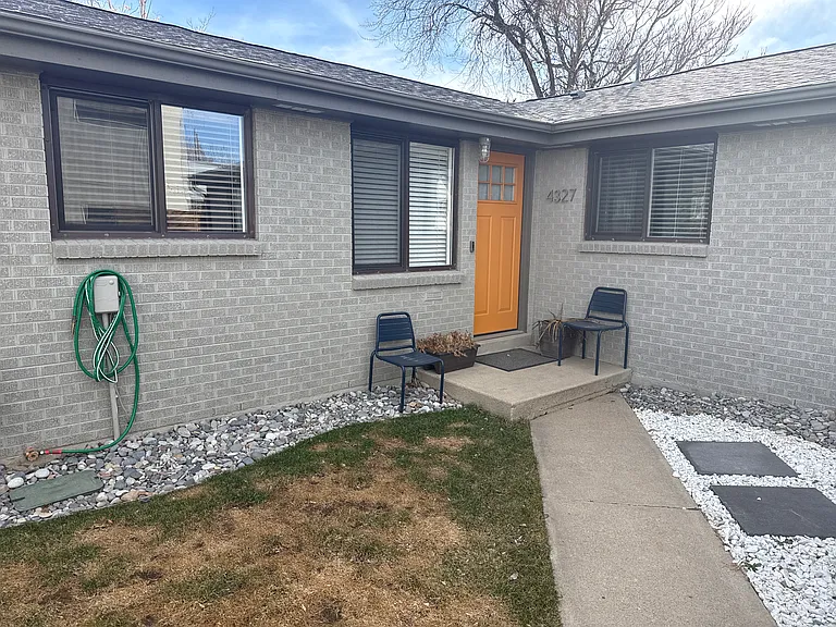 4327 N Pecos St — Photo 1
