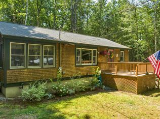 14 Osseo Dr, Wolfeboro, NH 03894